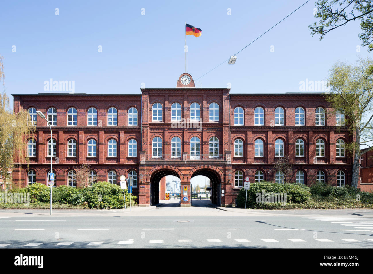 Werfttor 1 gate del Kaiserliche Werft cantiere navale imperiale, arsenale navale della Bundeswehr, Wilhelmshaven, Bassa Sassonia Foto Stock