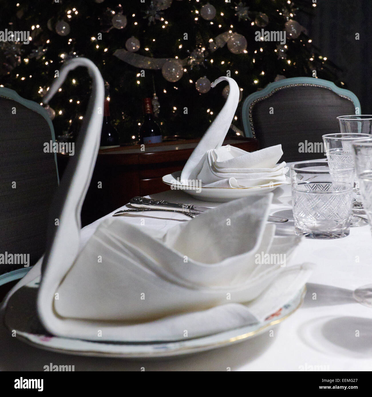 Origami Swans Immagini Origami Swans Fotos Stock Alamy