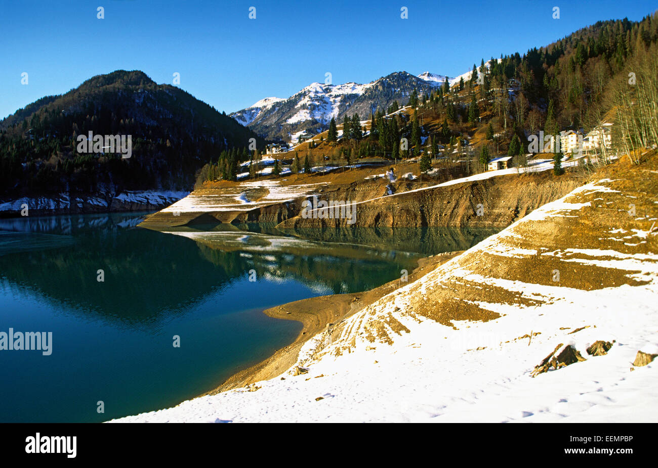 Friuli Venezia Giulia si trova nel nord-est Italia adiacente al confine con Austria e Slovenia. La lingua tedesca è predominante nel Suaris area del nord-est Italia Foto Stock