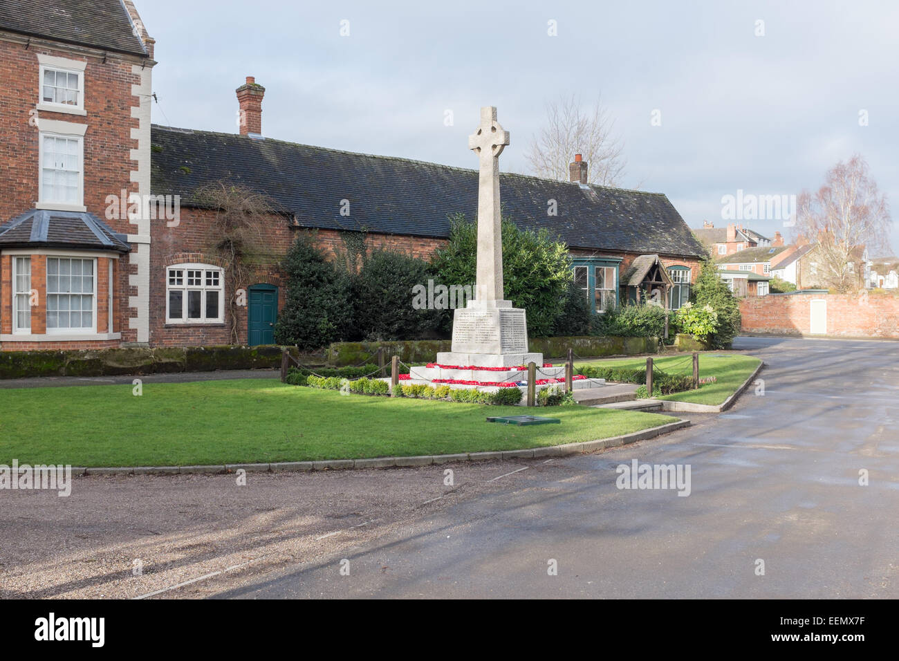 Stone Memoriale di guerra nel Derbyshire città di Melbourne Foto Stock