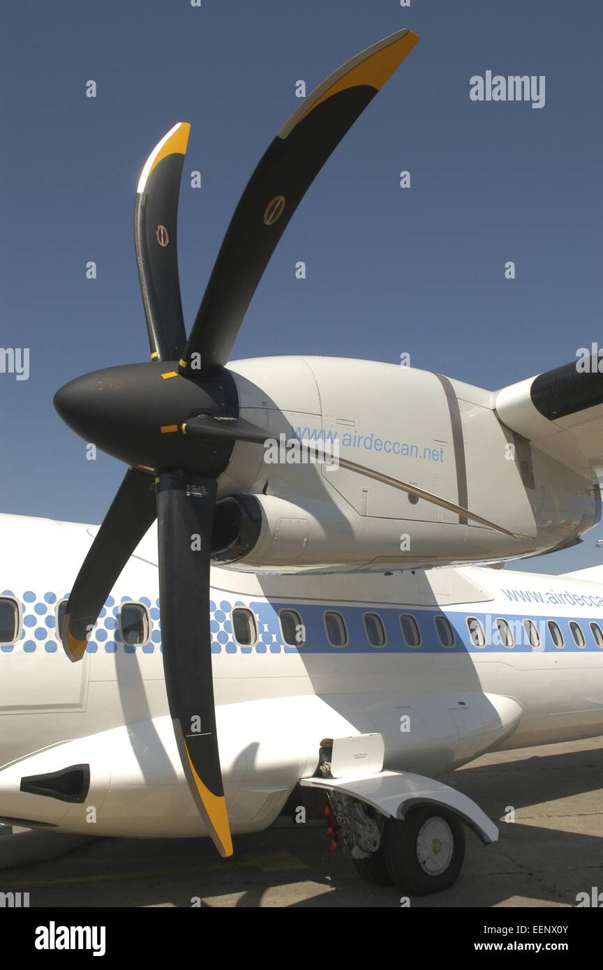 Intervallo medio aereo di linea ATR 72 Foto Stock