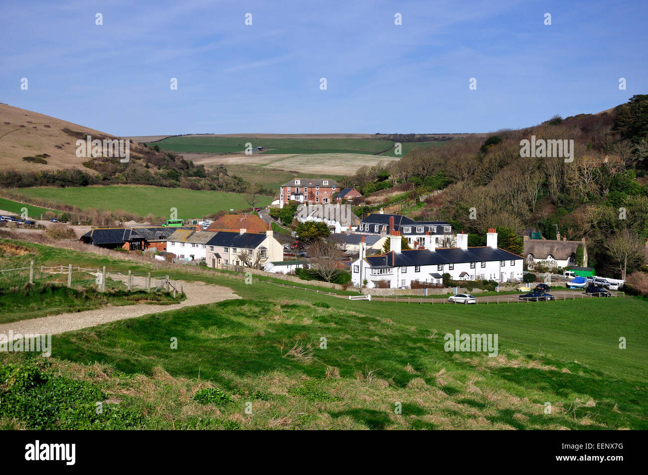 Una vista di West Lulworth villaggio nel Purbecks Dorset Regno Unito Foto Stock
