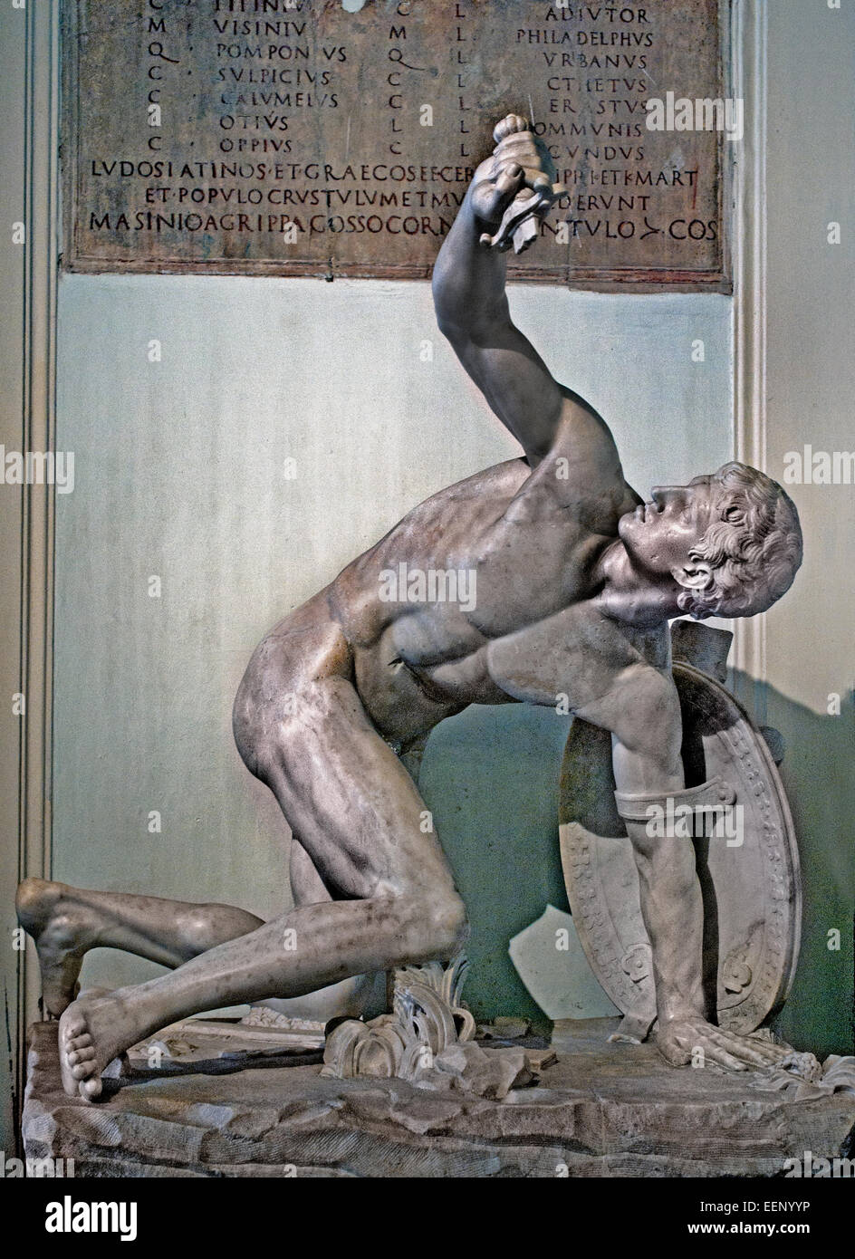 Statua di un guerriero ferito (I secolo D.C.) Romana Roma Museo Capitolino Italia Italiano Foto Stock