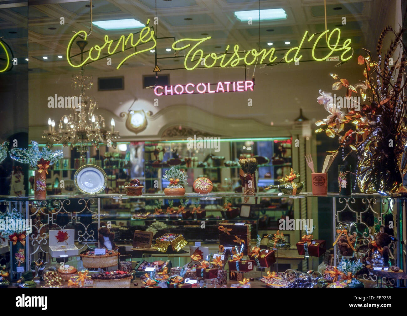Bruxelles il negozio di cioccolato finestra. Belgio Foto Stock