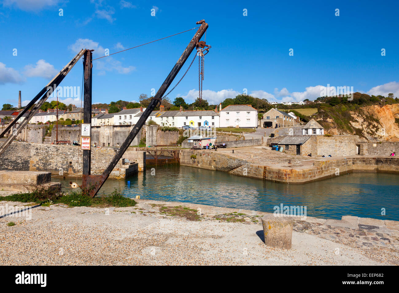 Bella e soleggiata giornata d'estate a Charlestown Harbour vicino a St Austell Cornwall Inghilterra UK Europa Foto Stock