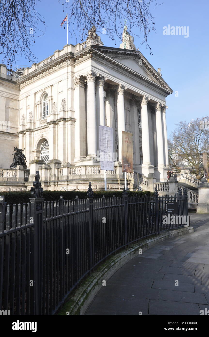 La Tate Britain è una galleria d'arte situata sul Millbank a Londra,tenendo la più grande collezione di arte inglese tra cui JMW Turner Foto Stock