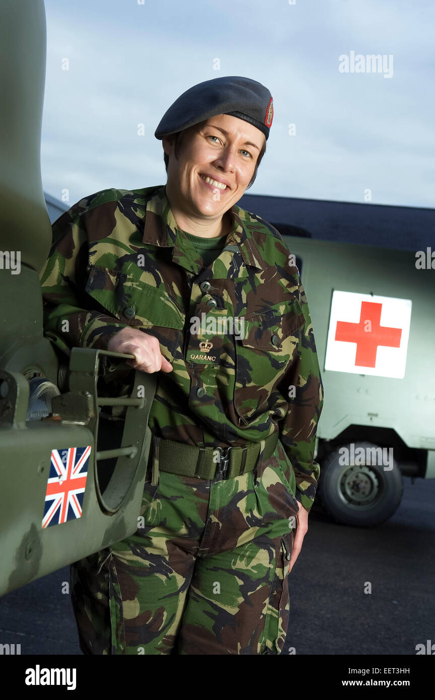 Infermiera clinica Jo potter, Cardiff Galles (UK) che ha vinto il primo premio Glover per reservist militare dell'anno. Foto Stock