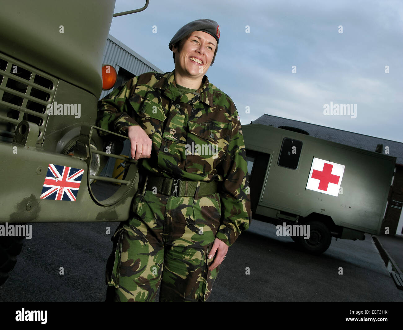 Infermiera clinica Jo potter, Cardiff Galles (UK) che ha vinto il primo premio Glover per reservist militare dell'anno. Foto Stock