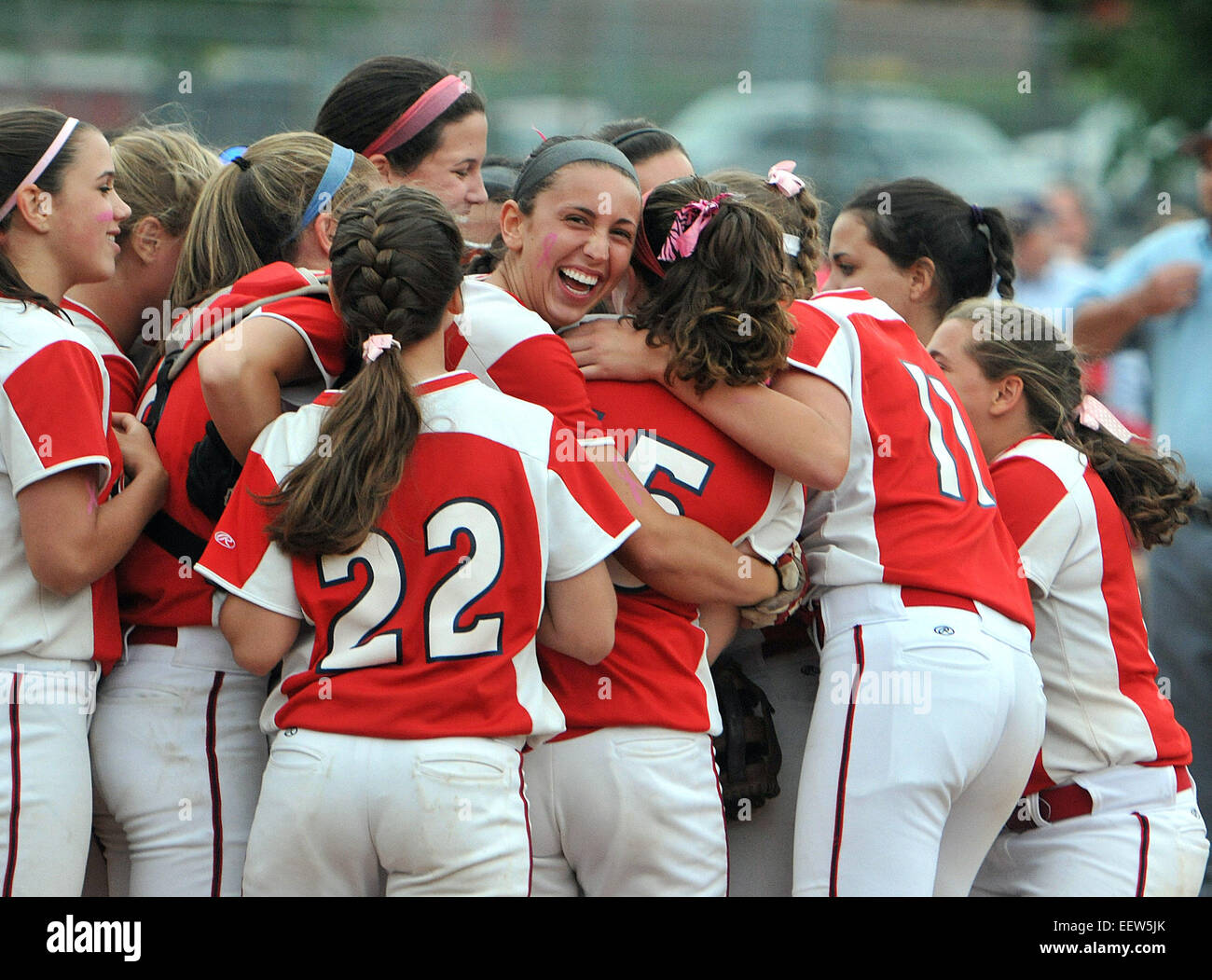 Milford-- specifiche diun celebra la loro vittoria su Wethersfield durante la classe L quarterfinal a specifiche diun High School. Specifiche diun ha vinto 4-0. Foto Stock