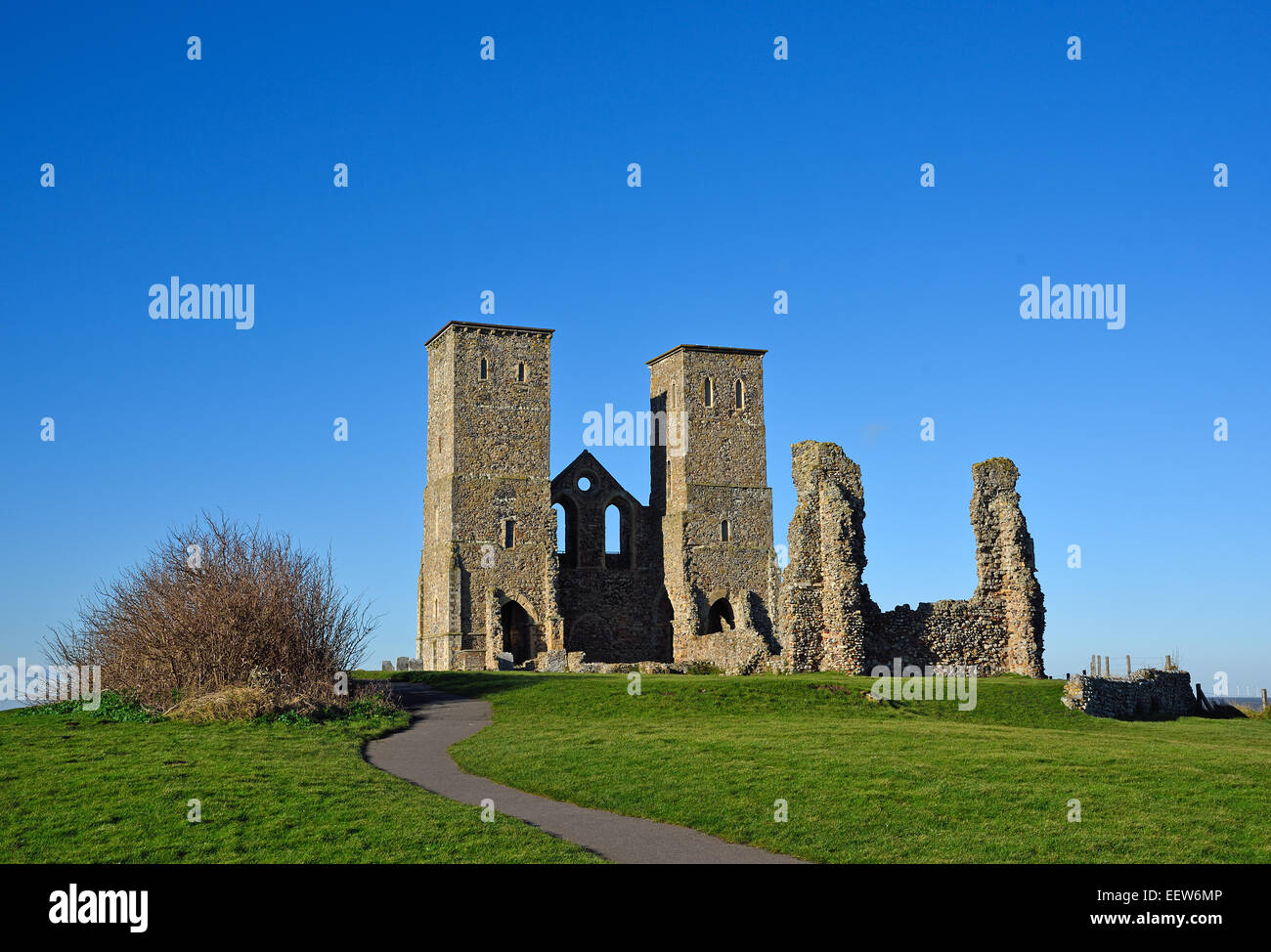 Chiesa di Santa Maria a Reculver, Kent, Regno Unito Foto Stock