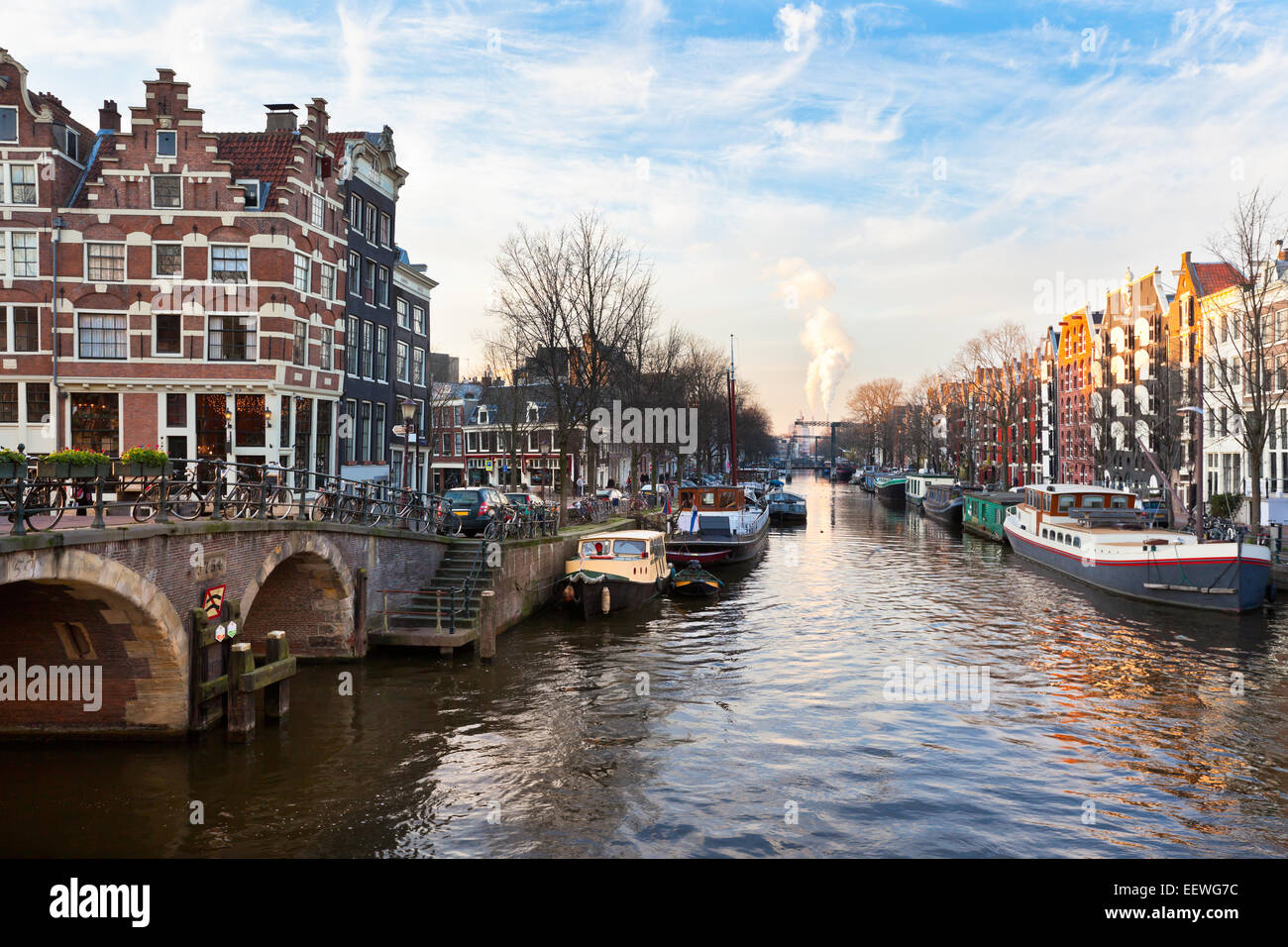 Amsterdam Canal Street view. Inquadratura orizzontale Foto Stock