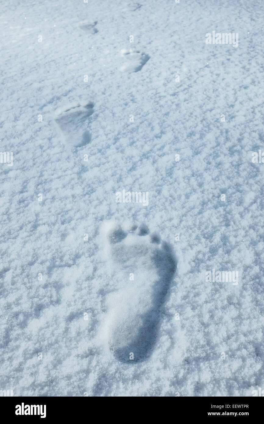 Human Orme nella neve. Foto Stock