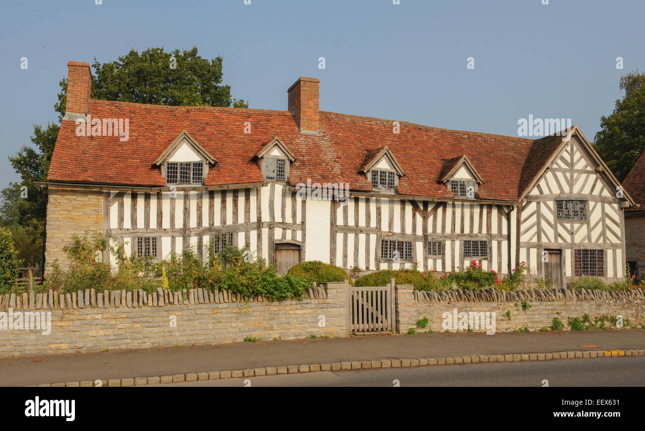 Mary Arden, la madre di William Shakespeare, agriturismo e casa in Wilmcote, vicino a Stratford upon Avon, Warwickshire, Inghilterra, Regno Unito Foto Stock