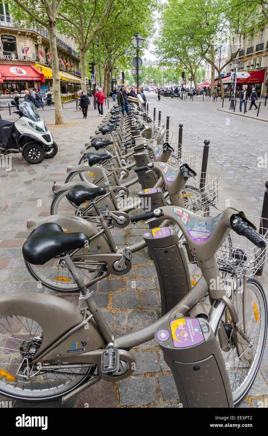 Vélib' bike-sistema di condivisione a Parigi, Francia Foto Stock