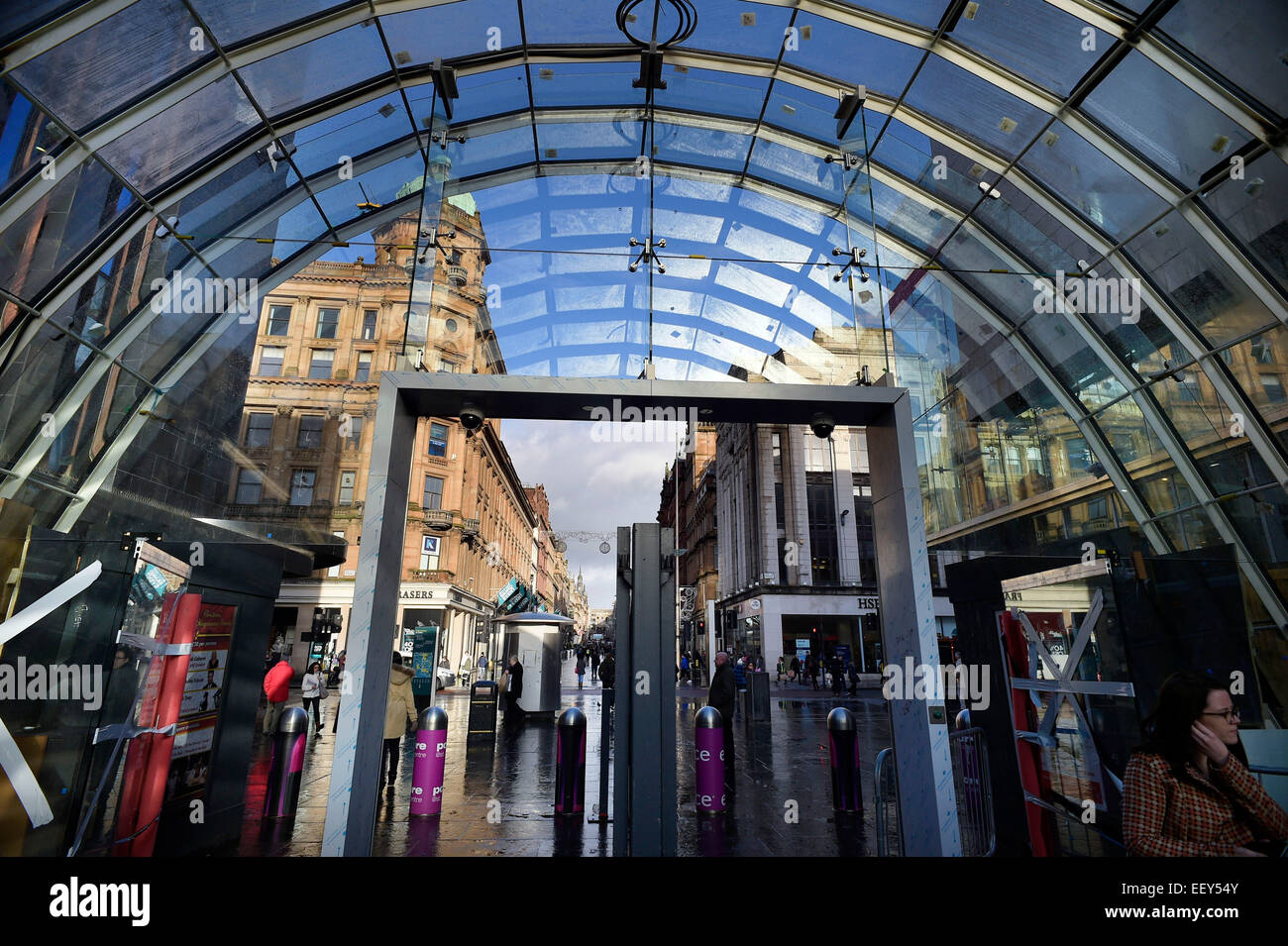 St Enoch Glasgow Subway Station ingresso, cercando fino a Buchanan St. Foto Stock