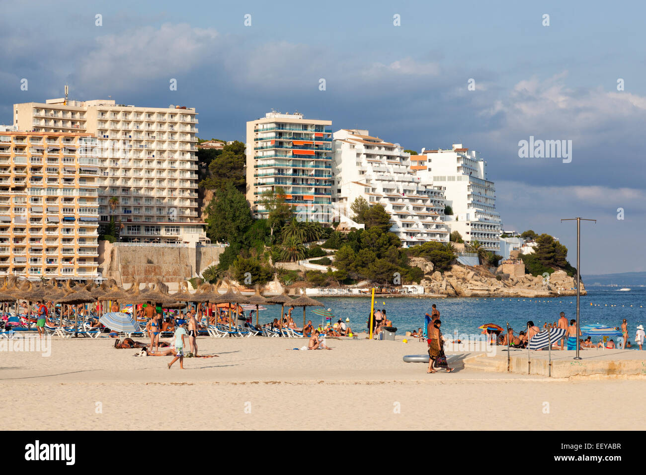 Hotel costruito in costa area protetta Foto Stock
