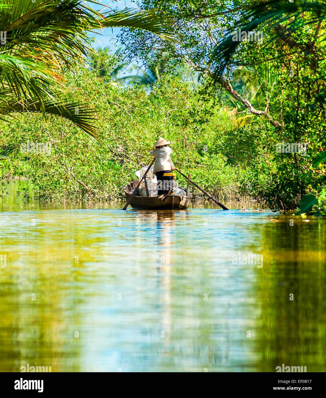 Barche in un porto nel delta del Mekong, Can Tho, Vietnam Foto Stock