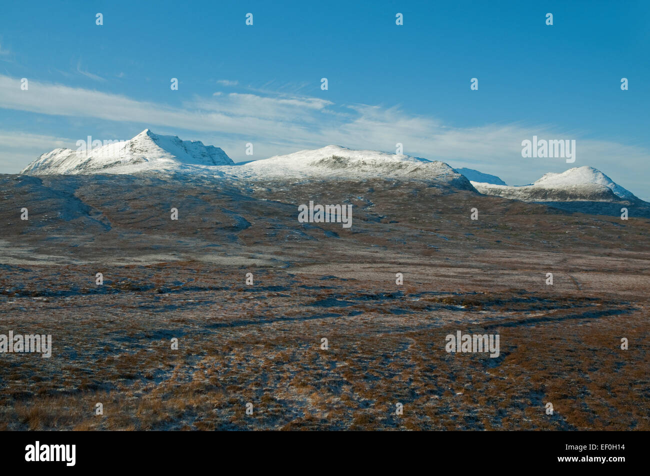 Nevato Ben più Coigach, Beinn Tarsuinn e Beinn un Eoin Foto Stock