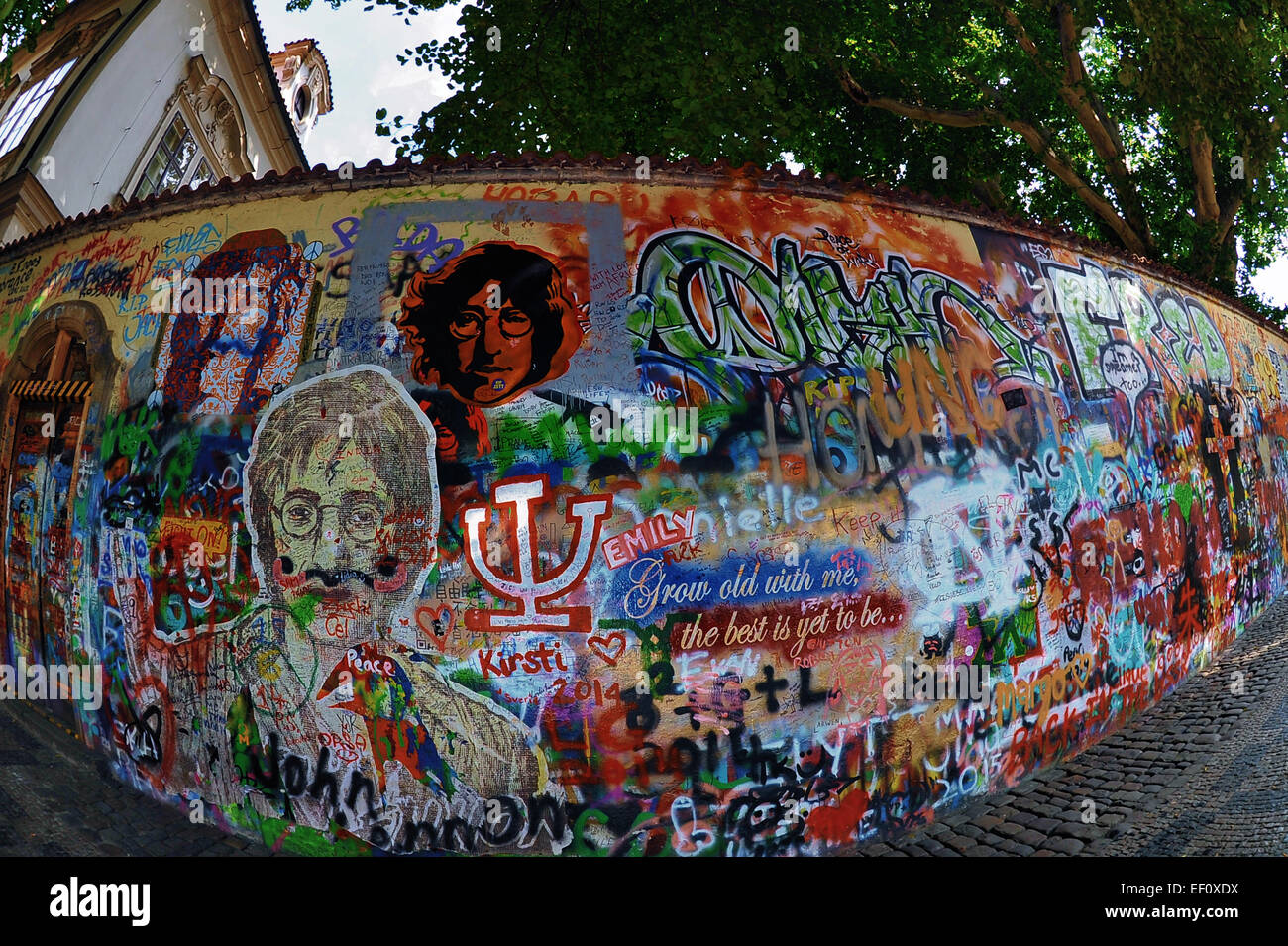 Parete di Lennon, Praga, Repubblica Ceca. Immaginare... Foto Stock