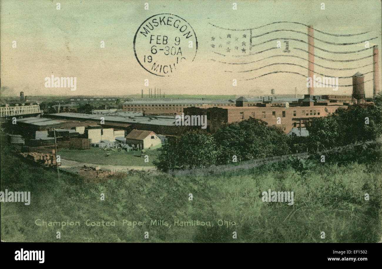 Champion Coated Paper Mills è stata un'azienda produttrice di prodotti in carta nota per la sua qualità di carta patinata. La cartiera ha svolto un ruolo importante nell'industria cartaria, concentrandosi sulla produzione di carta patinata di alta qualità per vari usi. Foto Stock