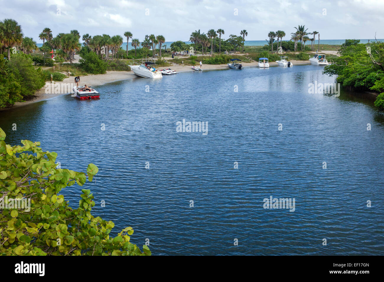 Hollywood Florida, John U. Lloyd Beach state Park, Whiskey Creek, barche, Oceano Atlantico, FL141123016 Foto Stock