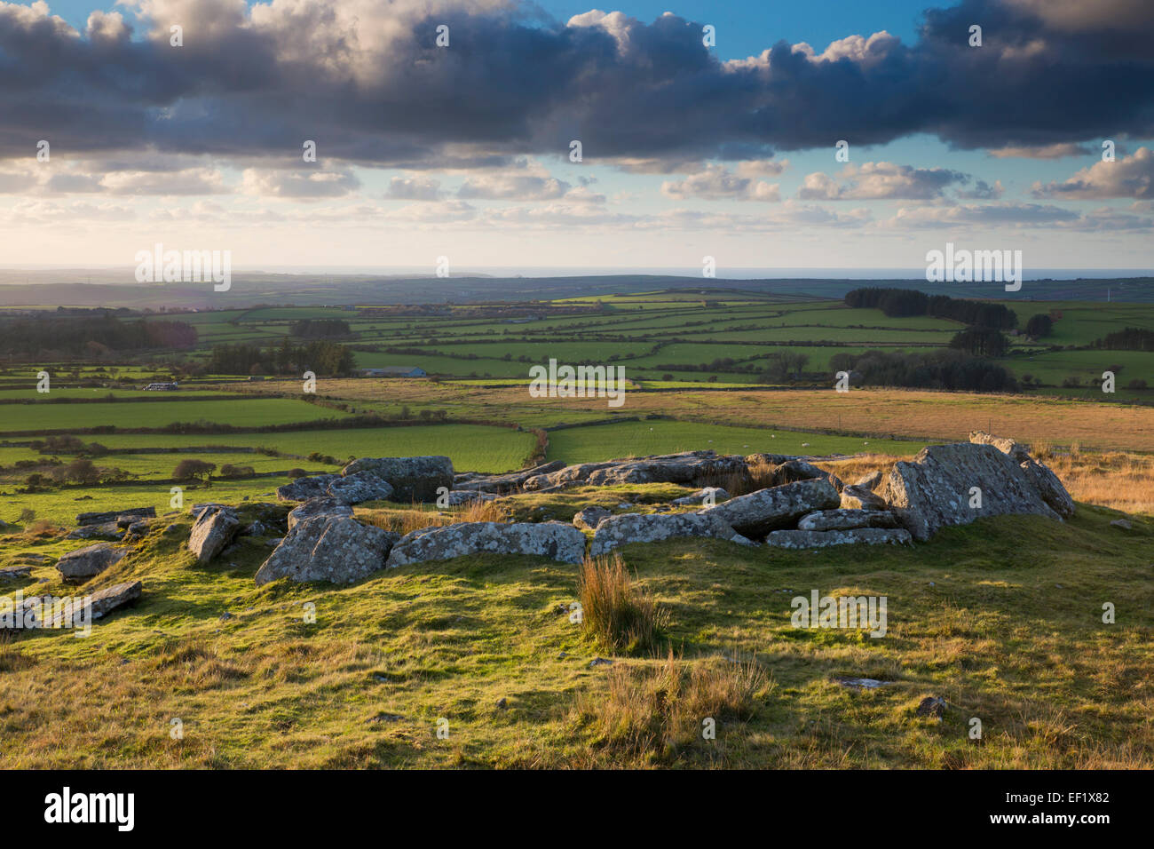 Vista da Alex Tor in Bodmin Moor a Costa Cornwall, Regno Unito Foto Stock