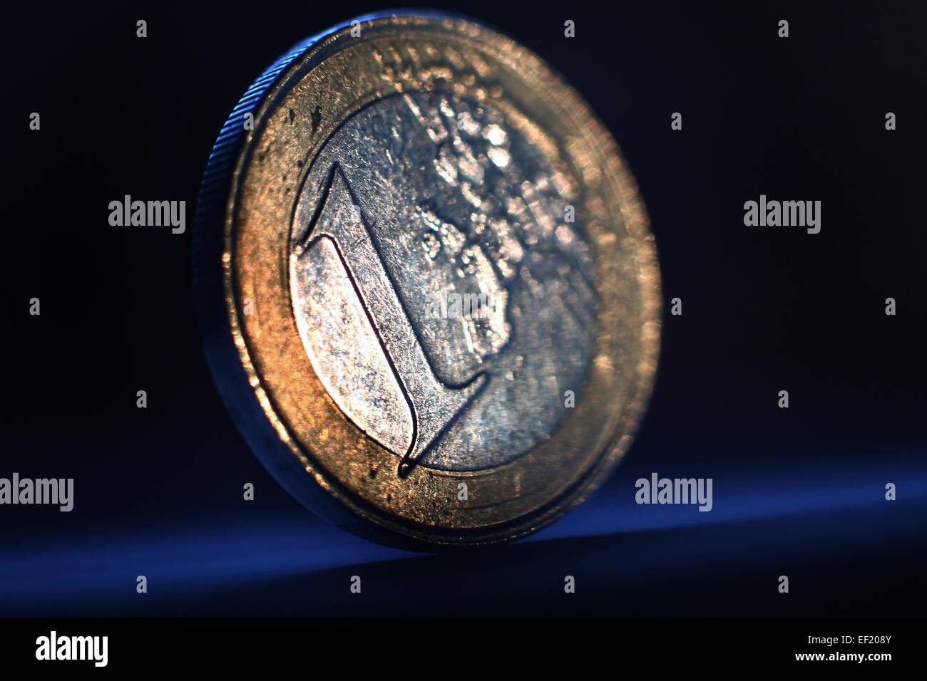 Kempten, Germania. 23 gen 2014. Un Euro moneta a Kempten, Germania, 23 gennaio 2014. Foto: Karl-Josef Hildenbrand/dpa/Alamy Live News Foto Stock