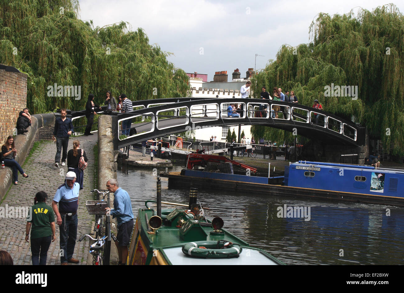 I canali di Camden, a Londra, in Inghilterra. Foto Stock