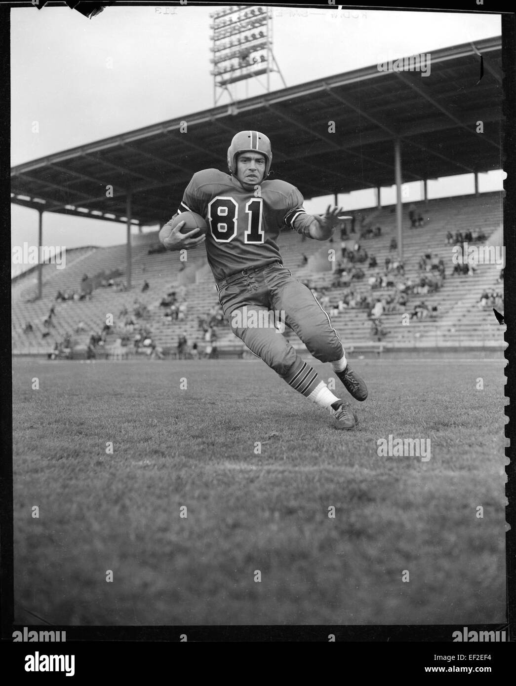 Jack Hutchinson è stato un giocatore chiave per i British Columbia Lions, una squadra di football canadese professionistico. Era noto per i suoi contributi alla squadra durante il suo periodo con loro, facendo apparizioni notevoli in partite di campionato. Foto Stock
