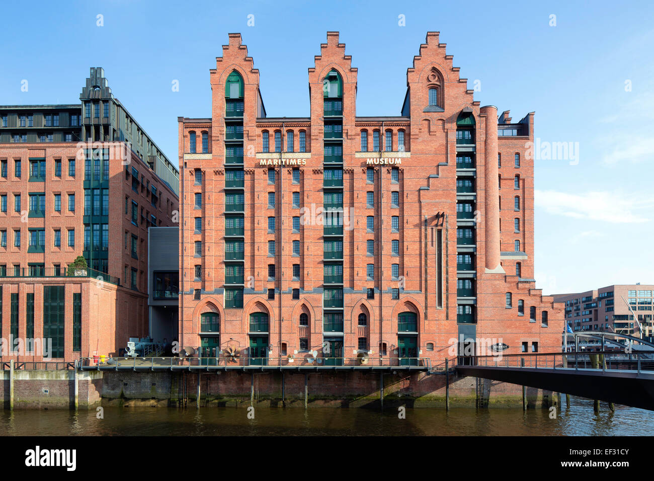 Ex magazzino di banchina Kaispeicher B nella Speicherstadt warehouse district dal 1879, ora la International Maritime Museum Foto Stock