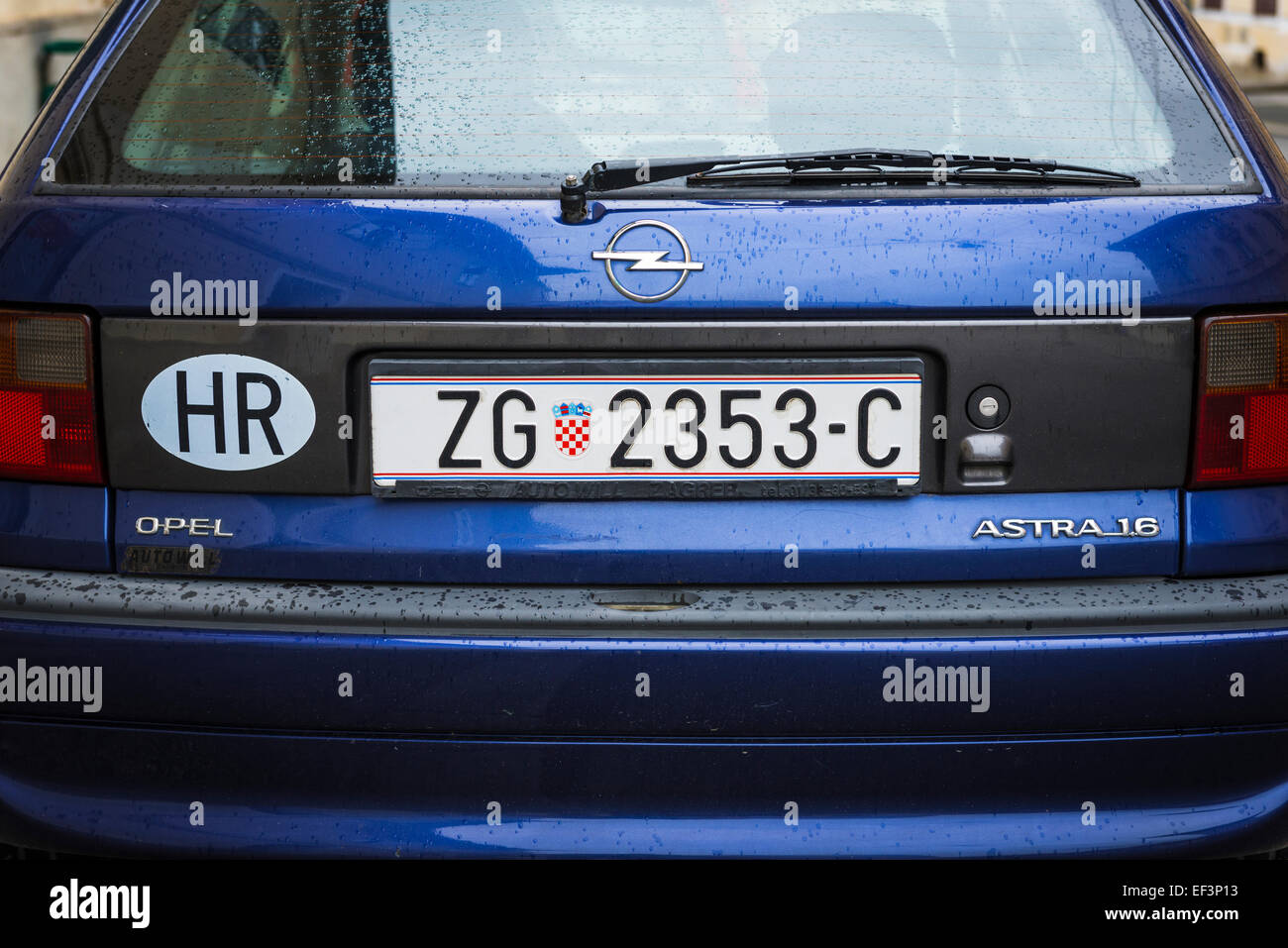Auto targa e paese tag, Zagabria, Croazia Foto stock - Alamy