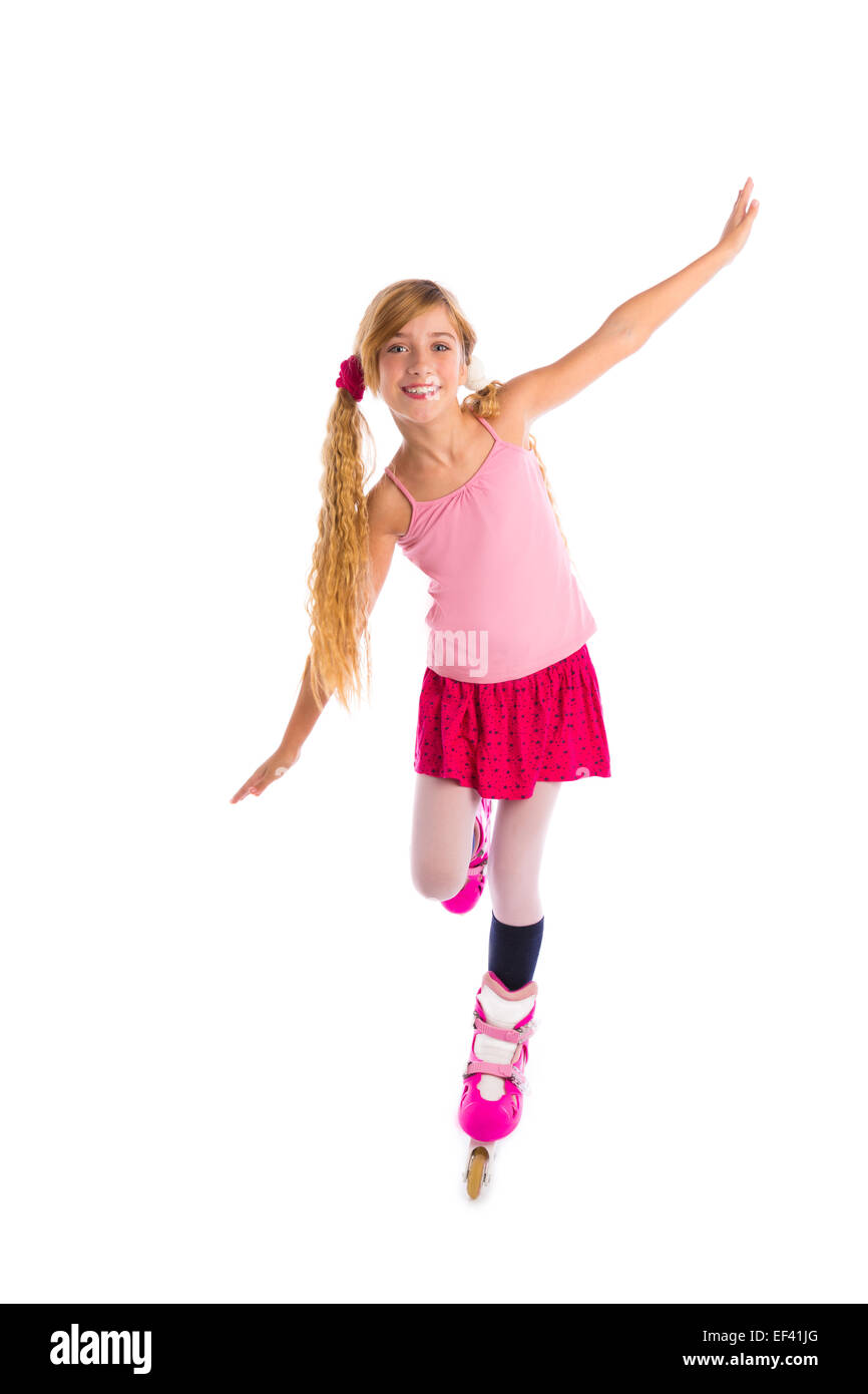 Blonde pigtail pattino a rotelle ragazza a lunghezza piena equilibrio danzanti su sfondo bianco Foto Stock