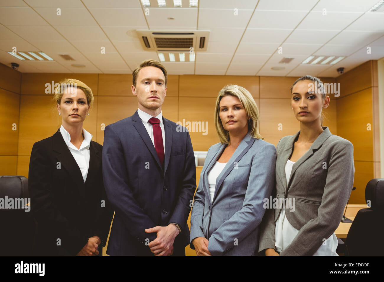 Ritratto di quattro ben vestito avvocato Foto Stock