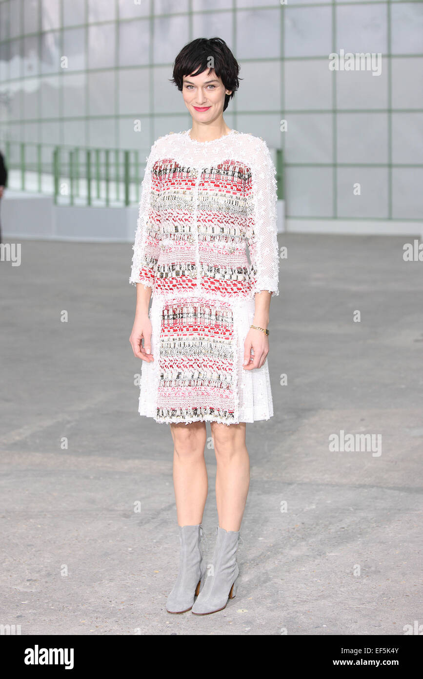 Parigi, Francia. 27 gennaio, 2015. L'attrice francese Clotilde Hesme assiste la presentazione di Chanel primavera/estate 2015 raccolta durante il Paris Haute Couture della settimana della moda di Parigi, Francia, 27 gennaio 2015. Parigi Haute Couture sfilate di moda fino al 29 gennaio 2015. Credito: dpa picture alliance/Alamy Live News Foto Stock