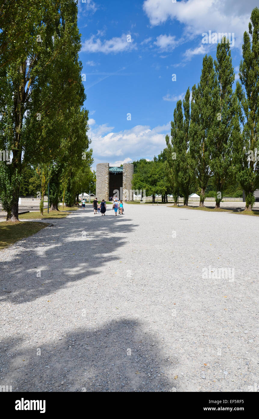 Campo di concentramento di Dachau, vista la struttura e la cappella cattolica Foto Stock