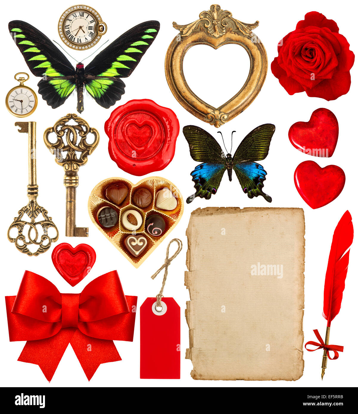 Raccolta di vari oggetti per il giorno di San Valentino scrapbook. Pagina di carta, cuori rossi, photo frame, antico orologio, chiave, penna piuma Foto Stock