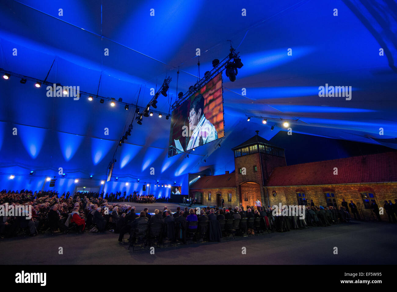 La cerimonia in occasione del settantesimo anniversario della liberazione della ex Nazi-German concentrazione e campo di sterminio di Auschwitz-Birkenau KL in Oświęcim, Polonia, è tenere il 27 gennaio 2015. Foto: Rolf Vennenbernd/dpa Foto Stock