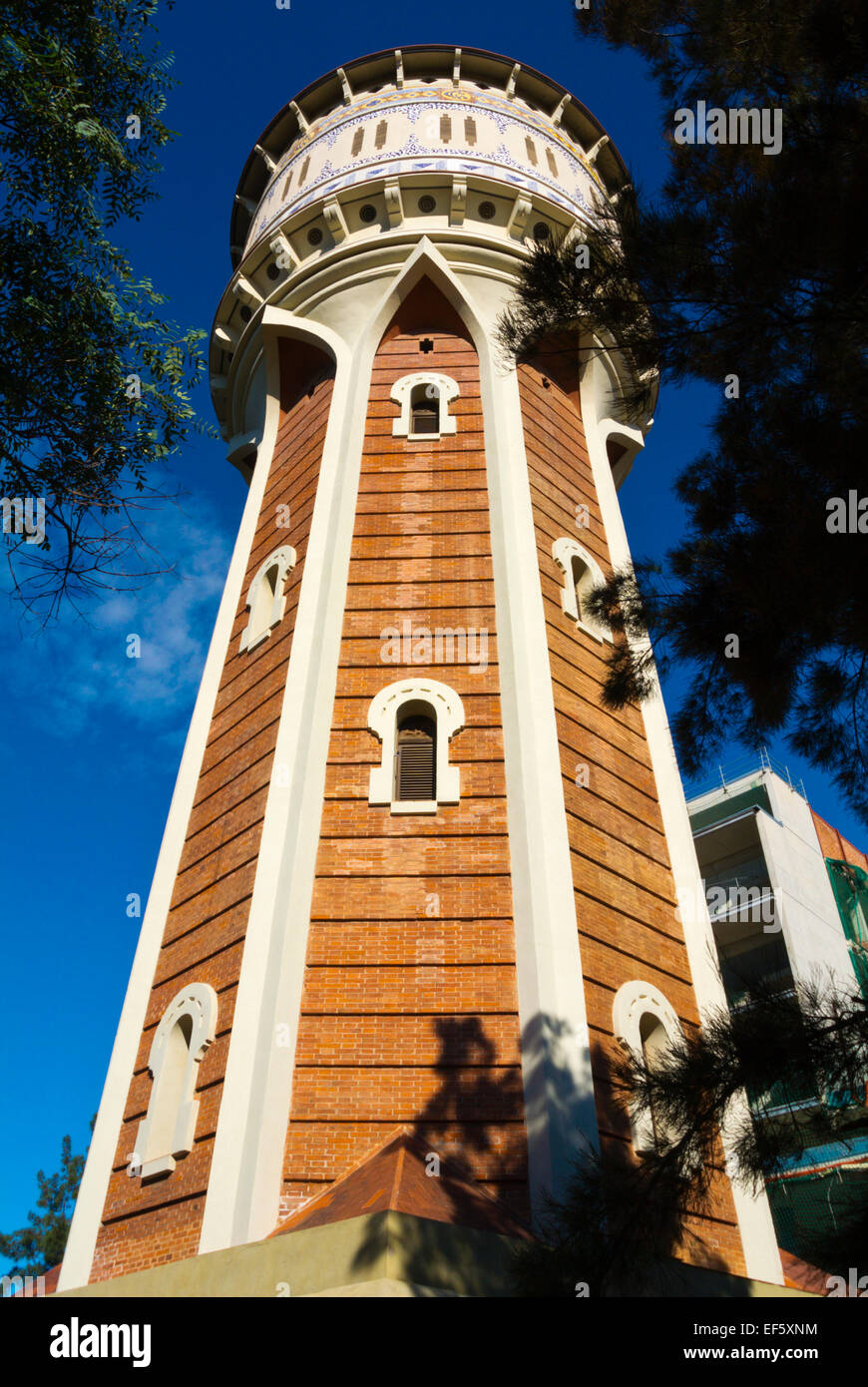 Torre de les Aigues (1905), in stile Modernista architettura, Parc de la Barceloneta, Barceloneta, Barcellona, Spagna Foto Stock