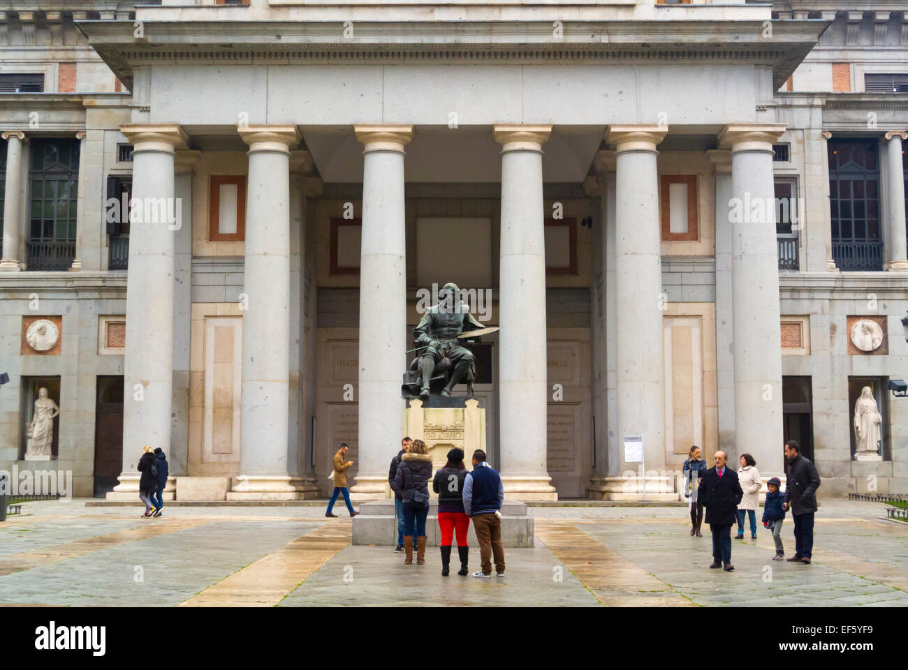 Velazquez statua, al Museo del Prado di Madrid, Spagna Foto Stock