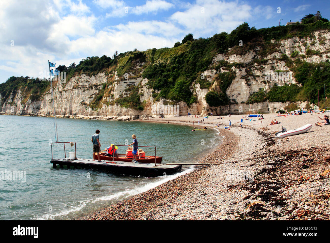 La spiaggia di birra in East Devon, Inghilterra su una soleggiata giornata d agosto. Foto Stock