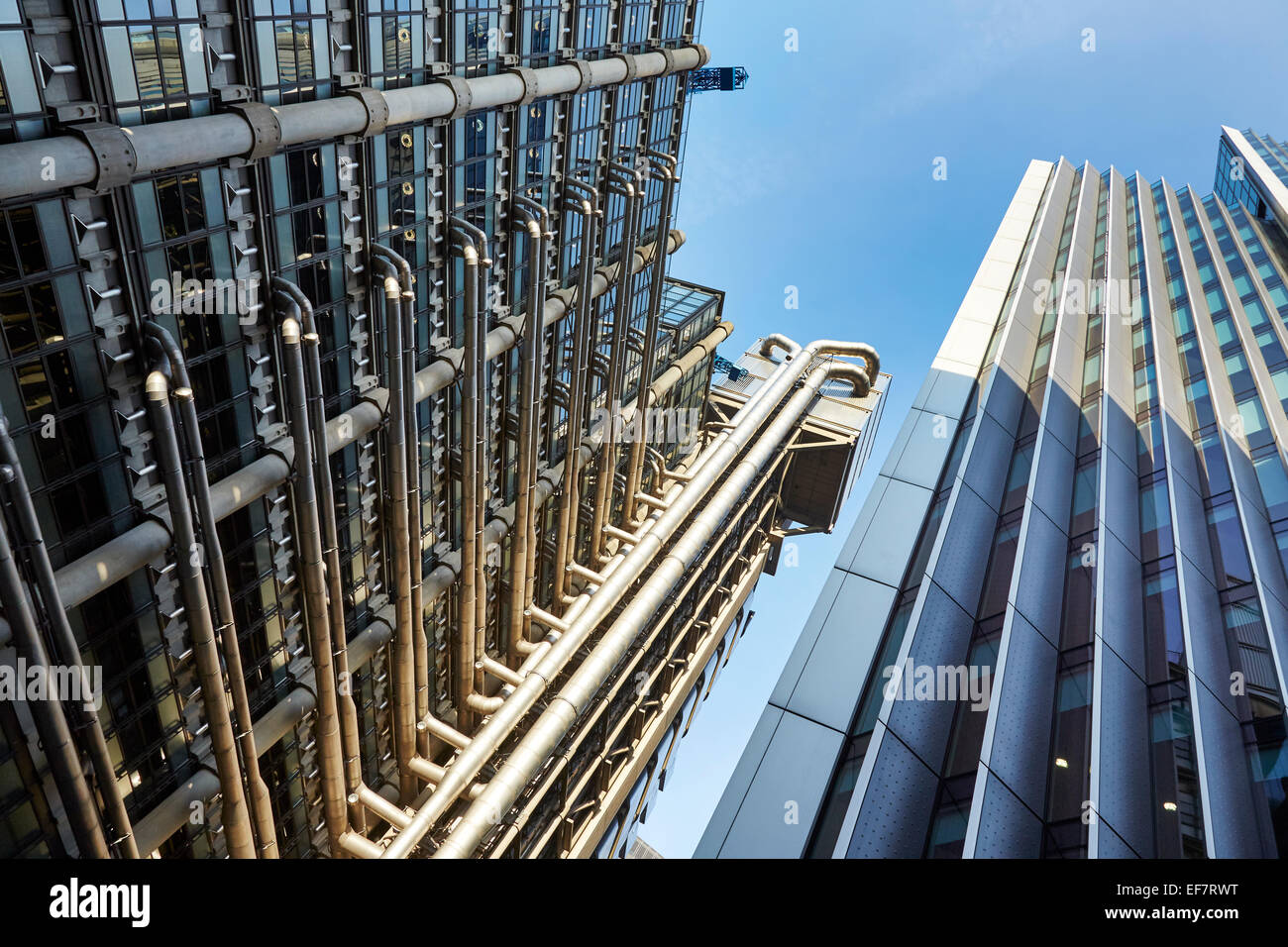 Lloyds edificio e l'edificio Willis, Londra, Inghilterra Foto Stock Lloyds edificio e l'edificio Willis, Londra, Inghilterra Foto Stock