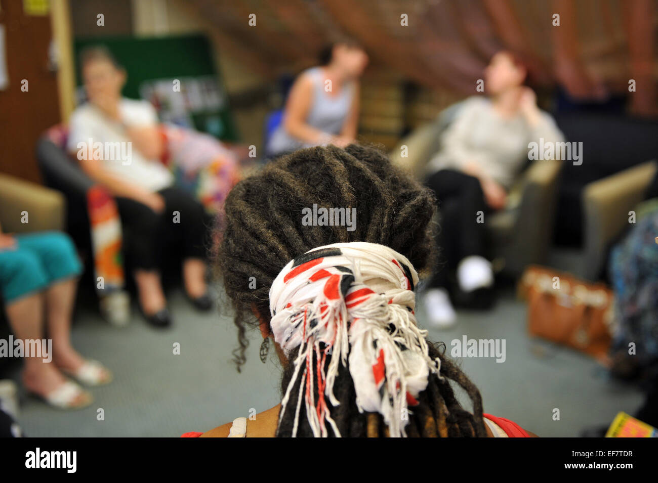 Centro per le donne nella terapia di supporto gruppo. Foto Stock