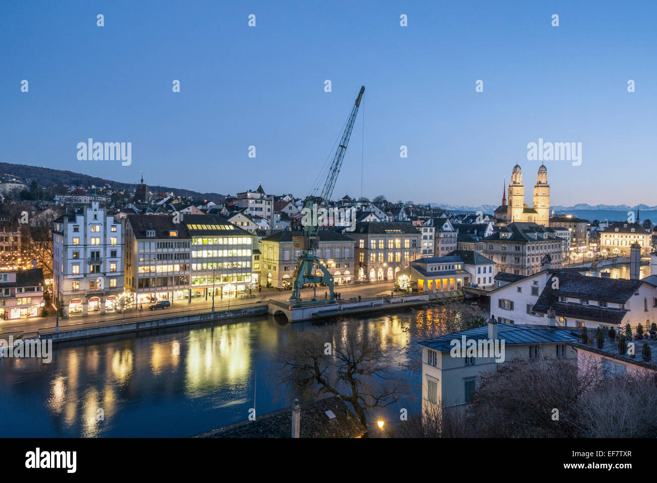 Rive Limmat, Dock gru da Rostock a Zurigo, il transito di Zurigo Maritim presentano , Zurigo, Svizzera Foto Stock