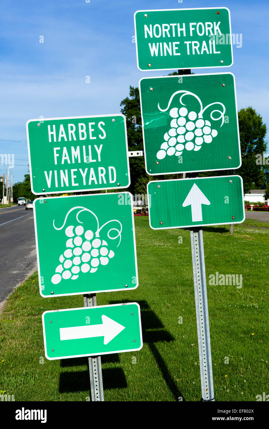 Cartello stradale per North Fork del Sentiero del vino, la contea di Suffolk, Long Island, NY, STATI UNITI D'AMERICA Foto Stock