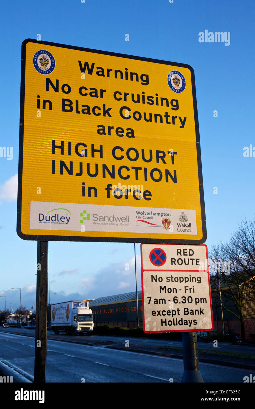 No Auto Cruising Sign in West Bromwich Sandwell West Midlands, England, Regno Unito Foto Stock