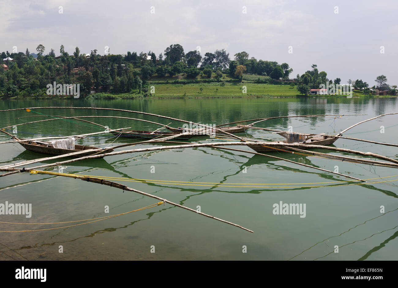Ormeggiate barche da pesca di lago Kivu . Ruanda Foto Stock