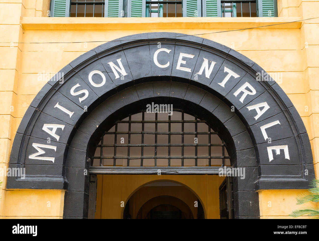 Portale di Hua Loa prigione (Hanoi Hilton), Hanoi, Vietnam. Foto Stock