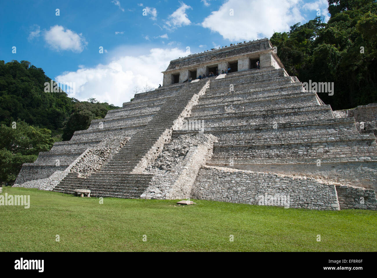Messico Chiapas Palenque, facciata del tempio delle iscrizioni Foto Stock
