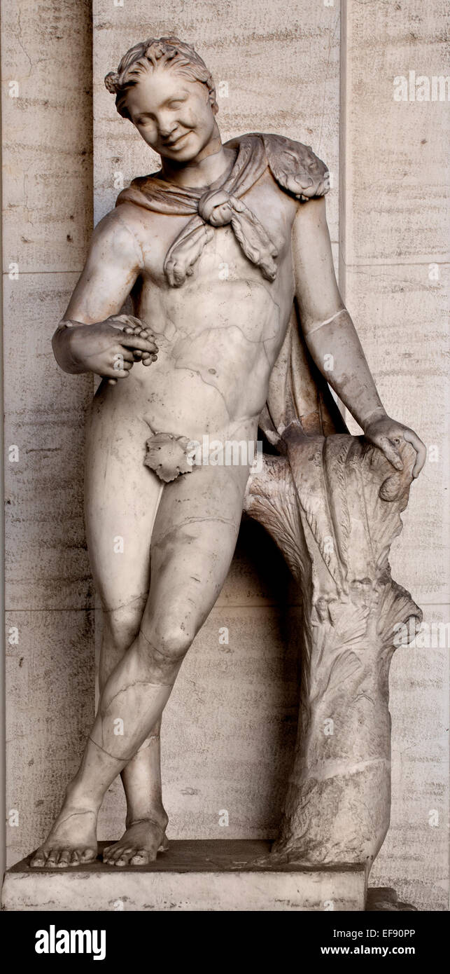 Il satiro statua romana Cortile Ottagonale ( Museo del Vaticano Roma Italia ) Foto Stock