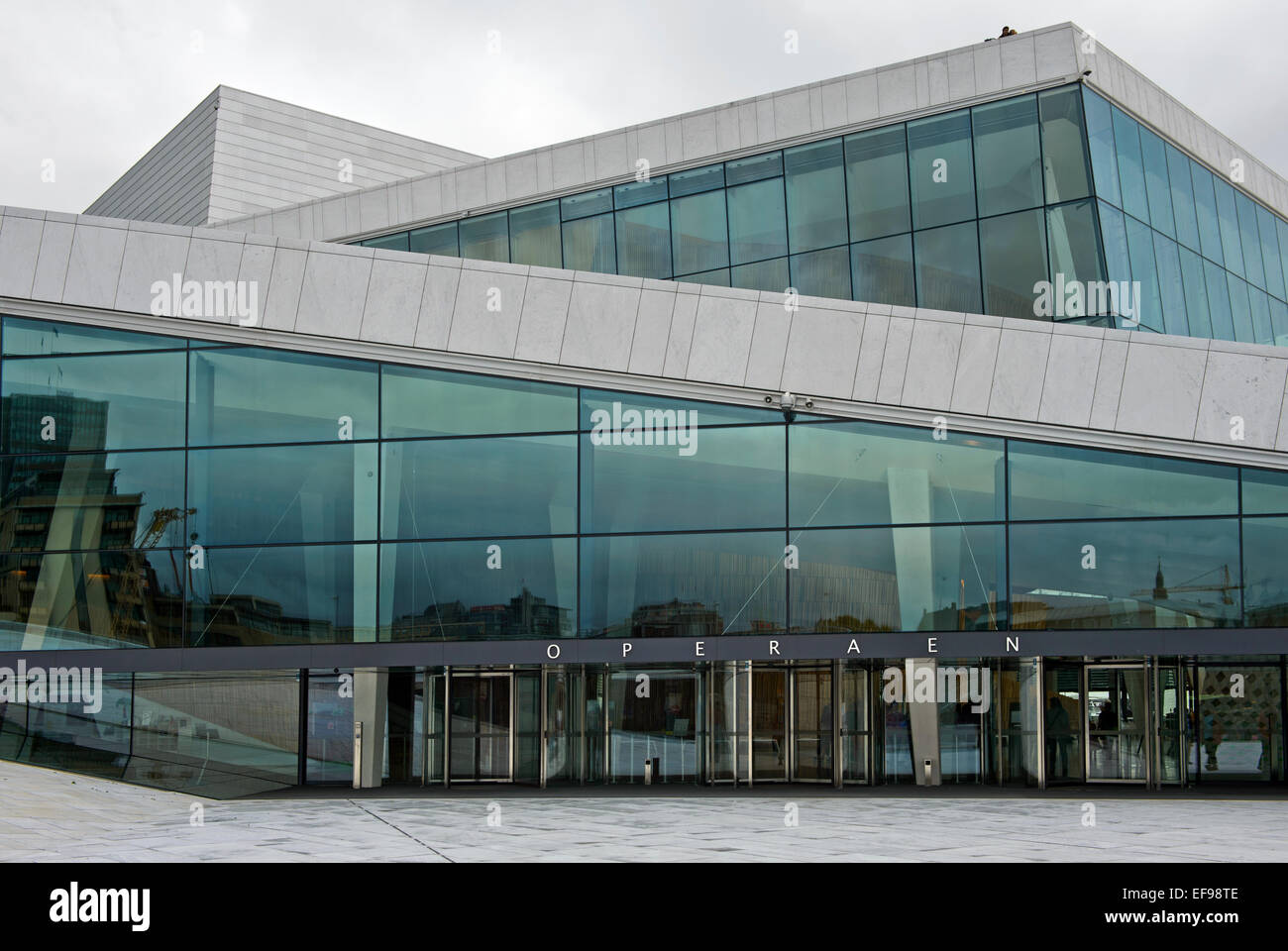 Ingresso principale al teatro dell'opera di Oslo, Oslo, Norvegia Foto Stock